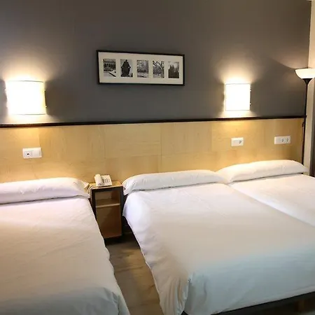Hotel Alda Entrearcos Burgos