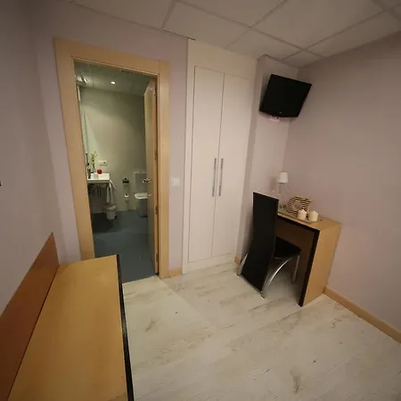 Hotel Alda Entrearcos Burgos