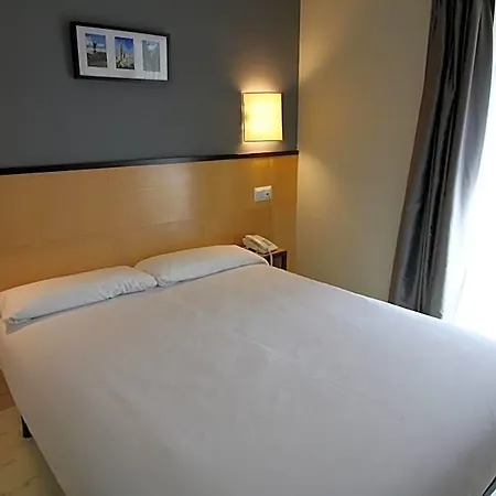 Alda Entrearcos Hotel *