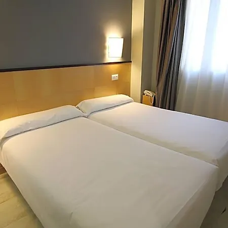 Alda Entrearcos Hotel Burgo