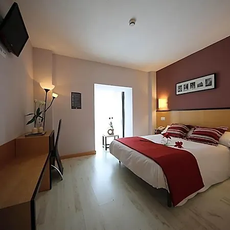 Hotel Alda Entrearcos Burgo