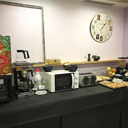 Hotel Alda Entrearcos