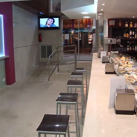 Hotel Alda Entrearcos Burgos