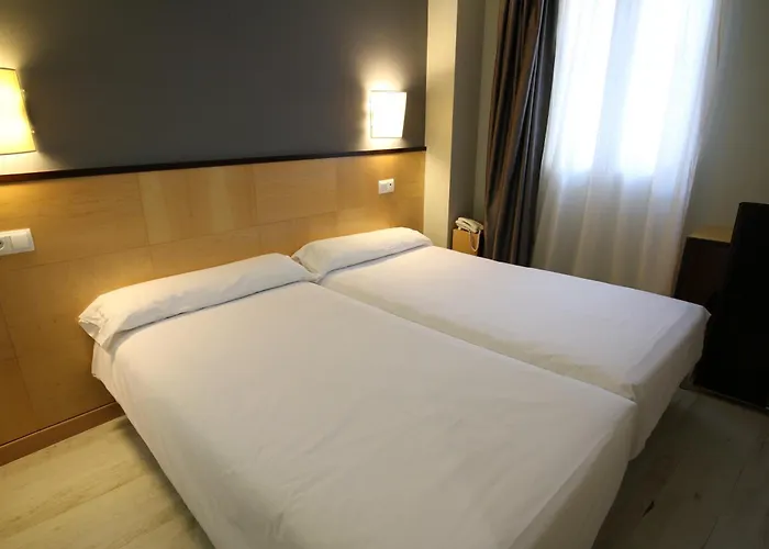 Alda Entrearcos Hotel *