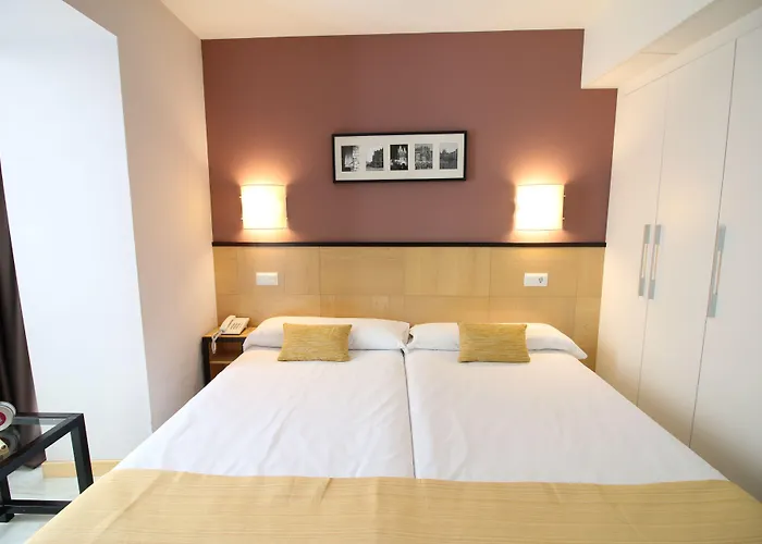 阿尔达恩特雷亚哥斯酒店 *